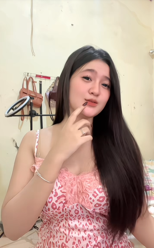 Berhubungan Dengan Dokter Cantik & Mesum